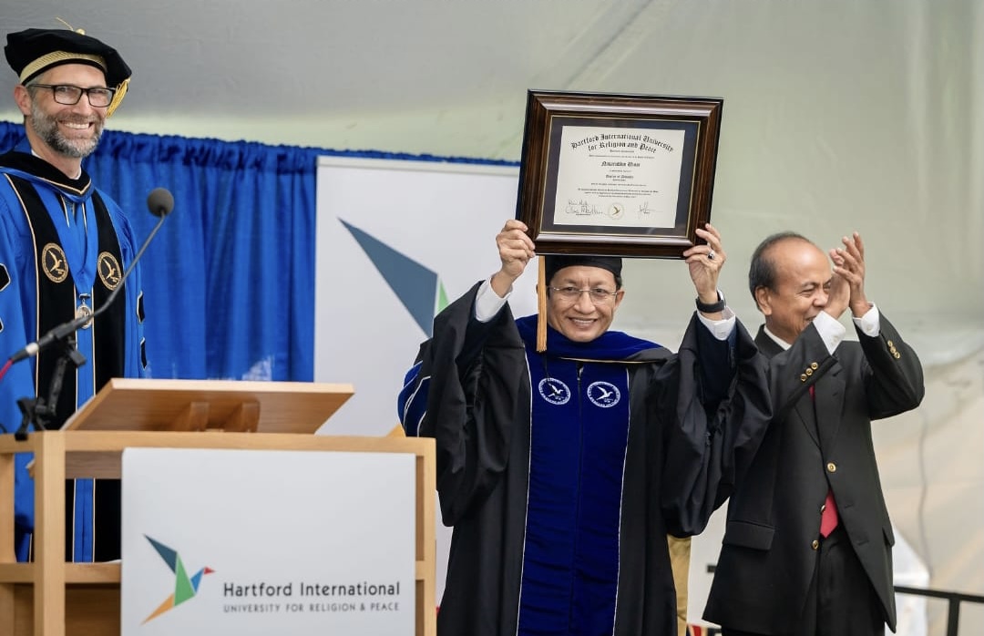 Menteri Agama Nasaruddin Umar Terima Gelar Doctor Honoris Causa dari Hartford